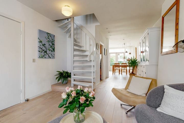 Twee-onder-één-kap te koop: Nieuwe Karselaan 15, Amstelveen