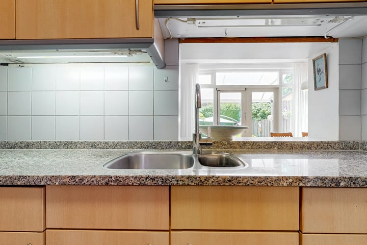 Twee-onder-één-kap te koop: Nieuwe Karselaan 15, Amstelveen