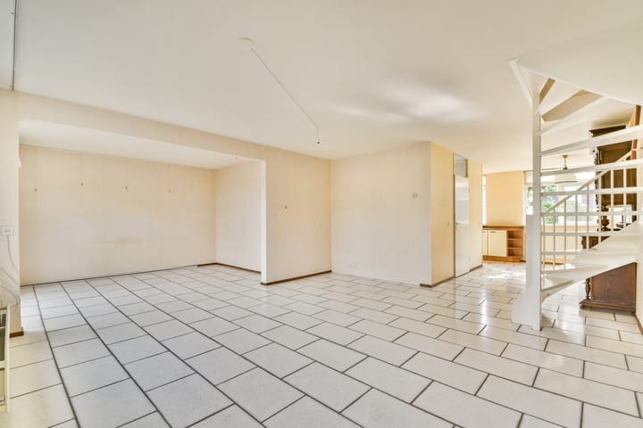 Tussenwoning te koop: Johanna Naber-erf 176, Dordrecht
