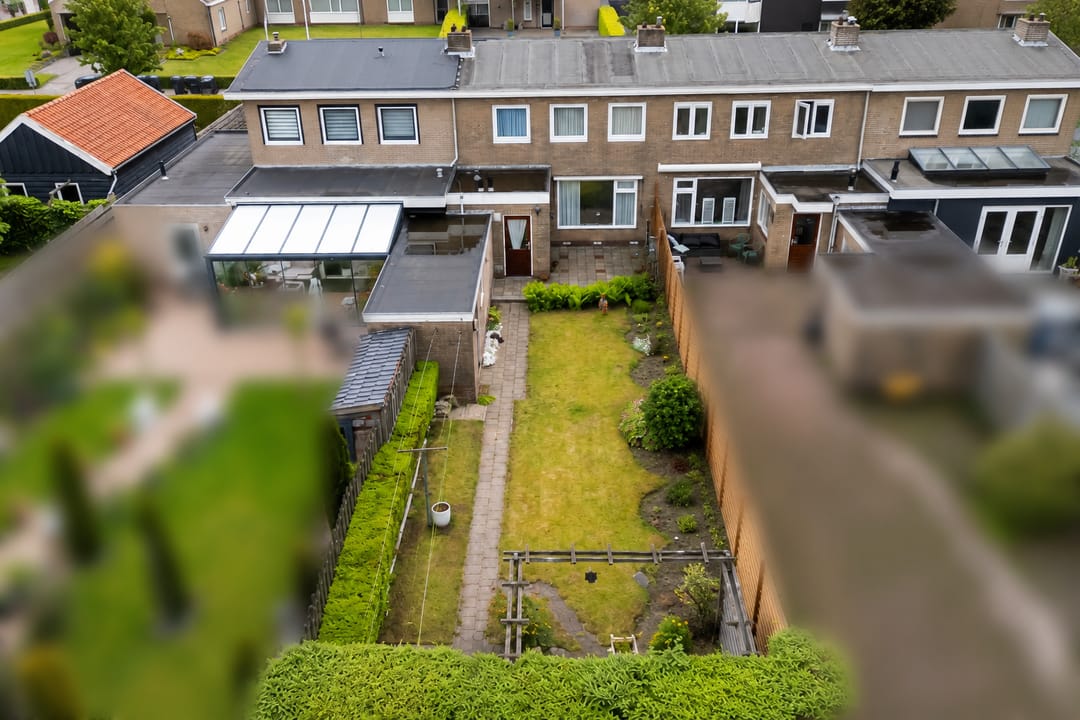 Affordable Terraced Home with Four Bedrooms and Spacious Garden in Burgum — 43