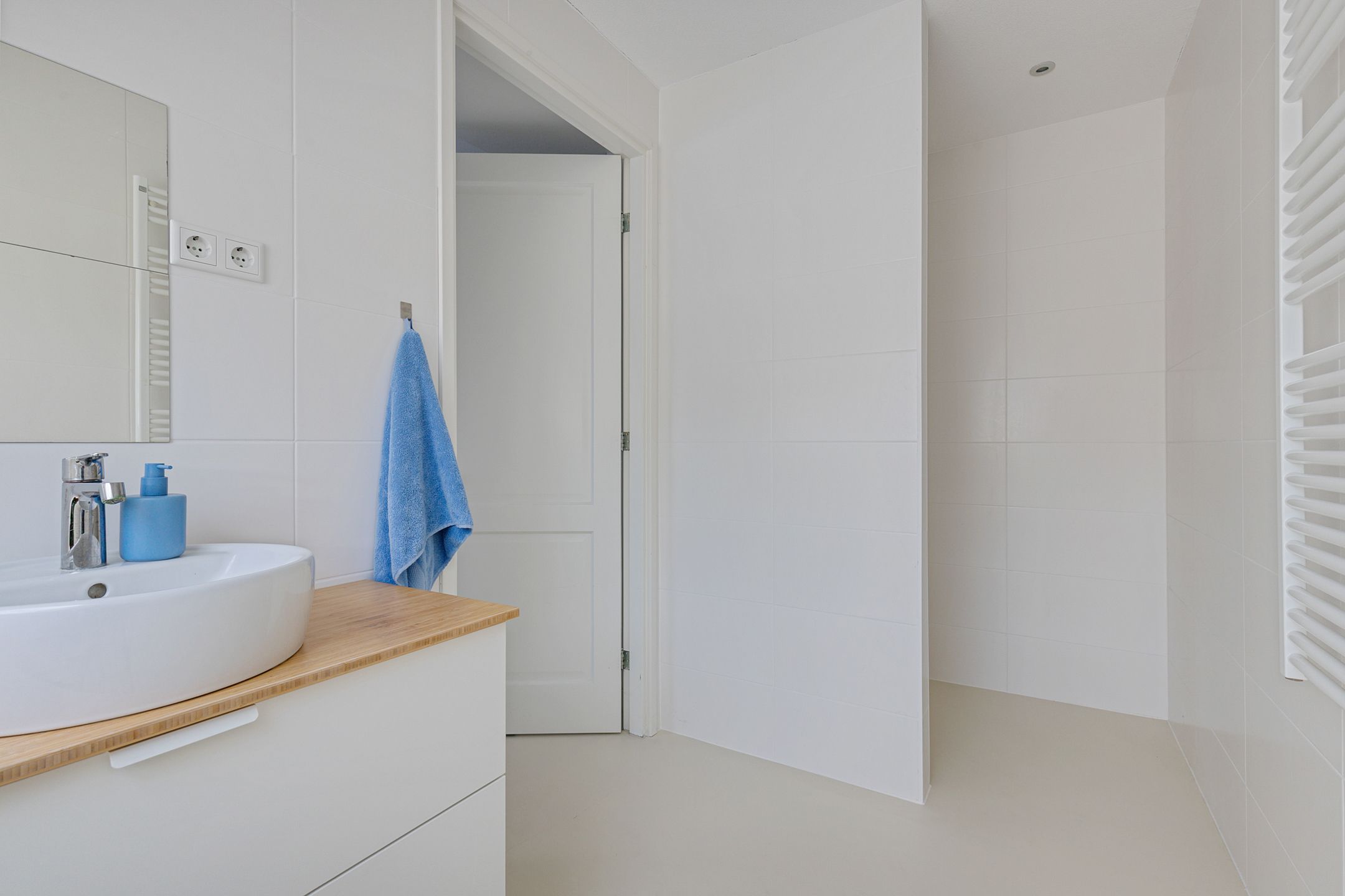 Photo 51 of Oudeschouw 8