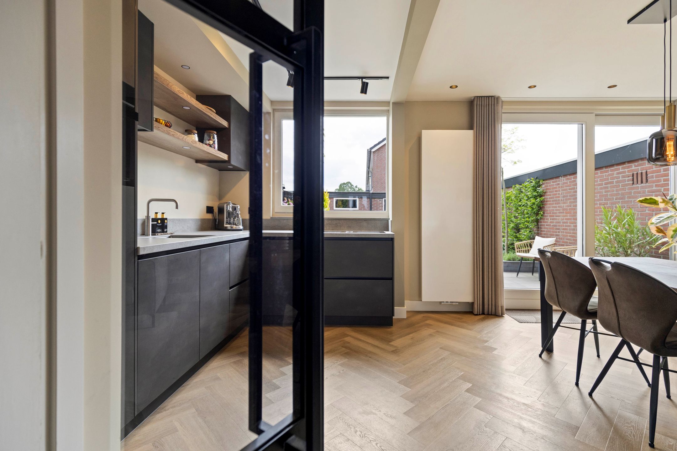 Photo 3 of Kwartelstraat 8