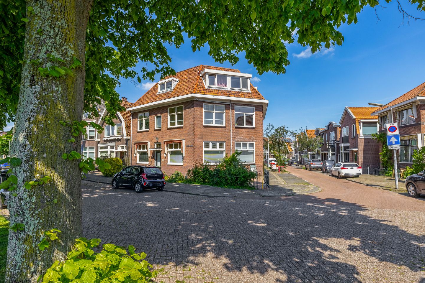 Photo 44 of Prins Hendrikstraat 138