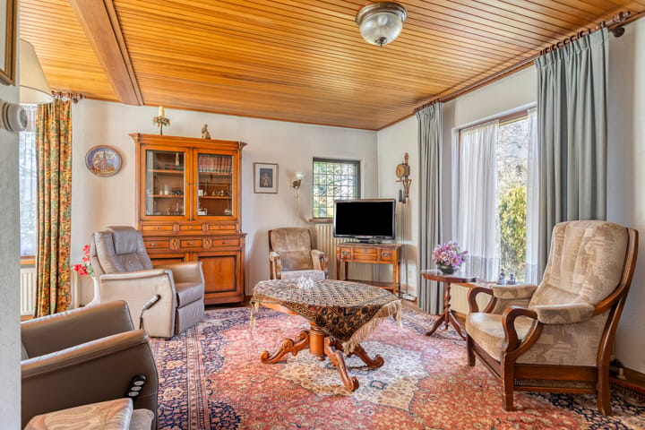 Vrijstaande woning te koop: Steegeindstraat 1, Lithoijen