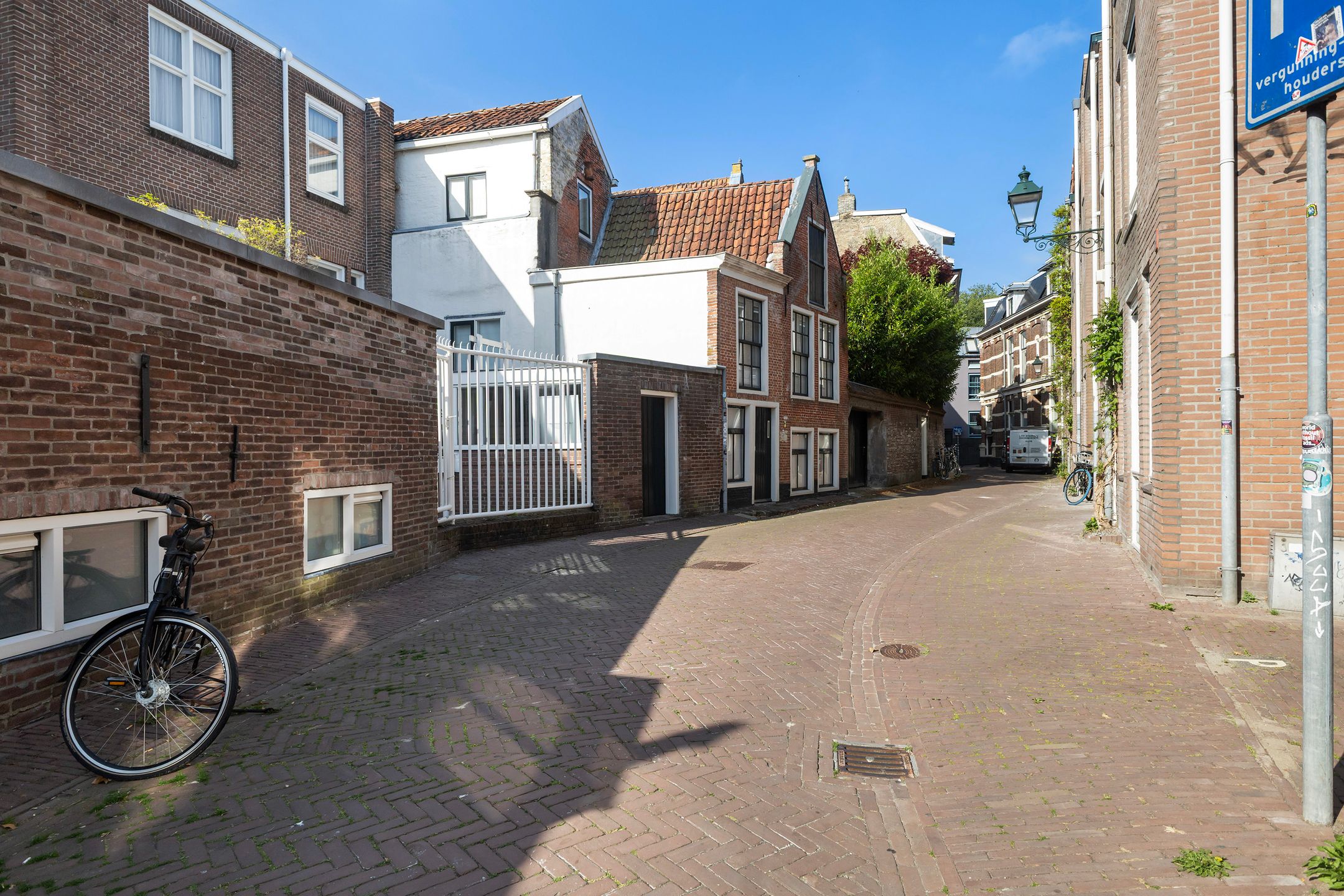 Characterful Three-Room Apartment with Spacious Terrace in Historic Leeuwarden Center — 36