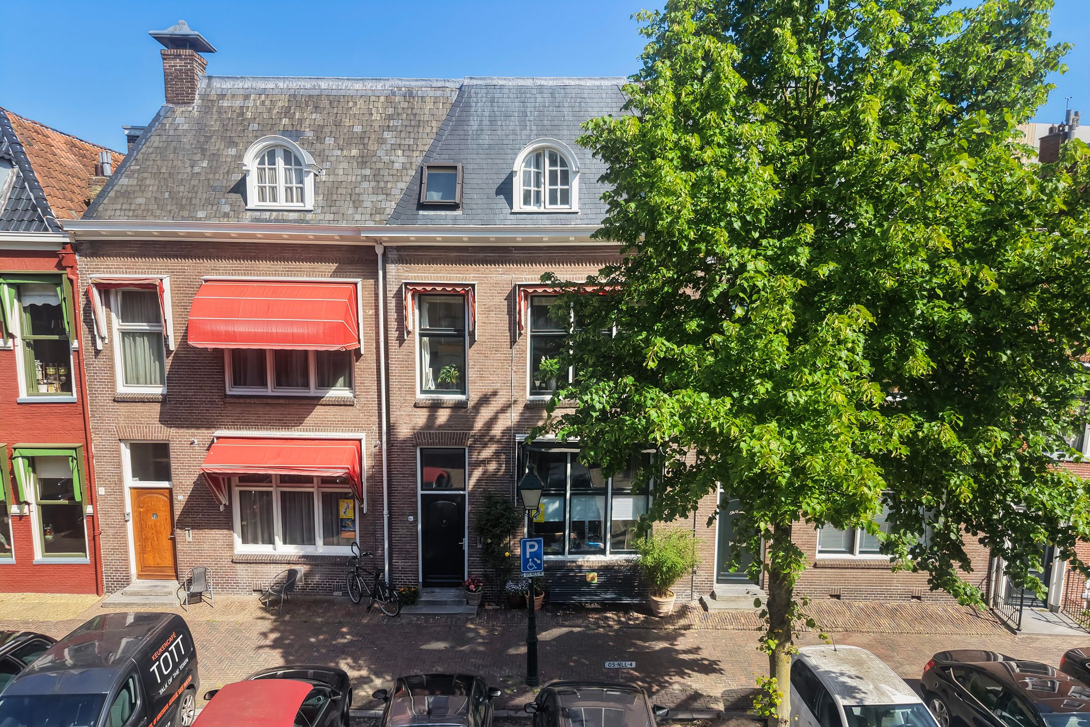 Characterful Three-Room Apartment with Spacious Terrace in Historic Leeuwarden Center — 42