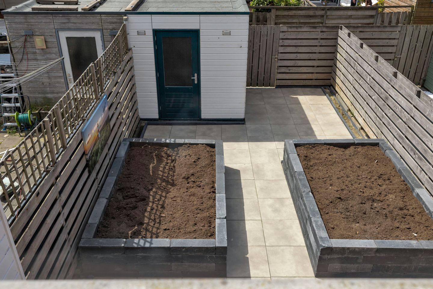 Move-in Ready Terraced Home with Southwest Garden in Green Residential Area — 29