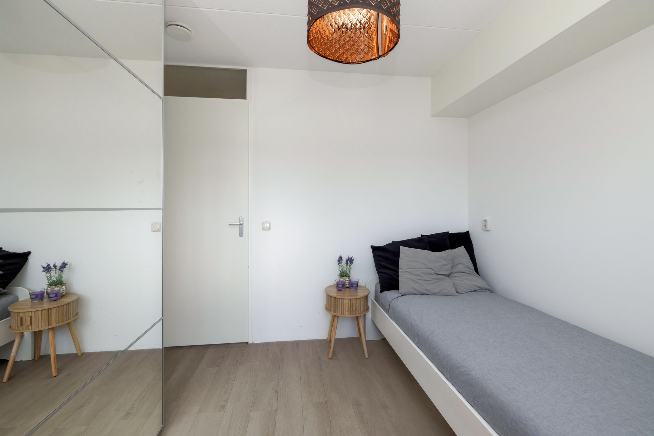 Move-in Ready Terraced Home with Southwest Garden in Green Residential Area — 21