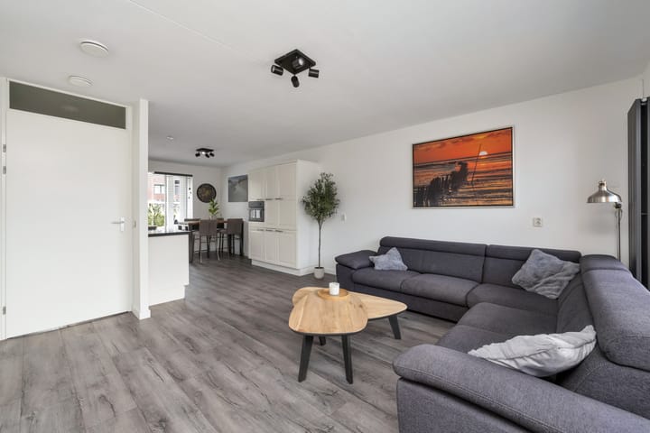 Tussenwoning te koop: Diamant 2, Anna Paulowna