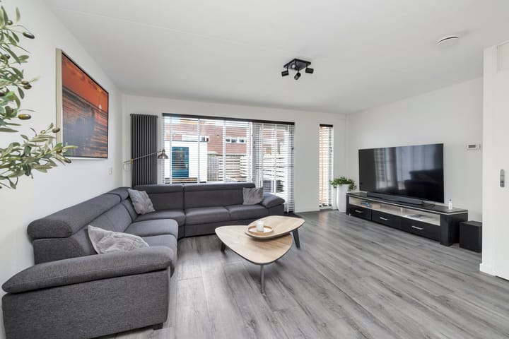 Tussenwoning te koop: Diamant 2, Anna Paulowna