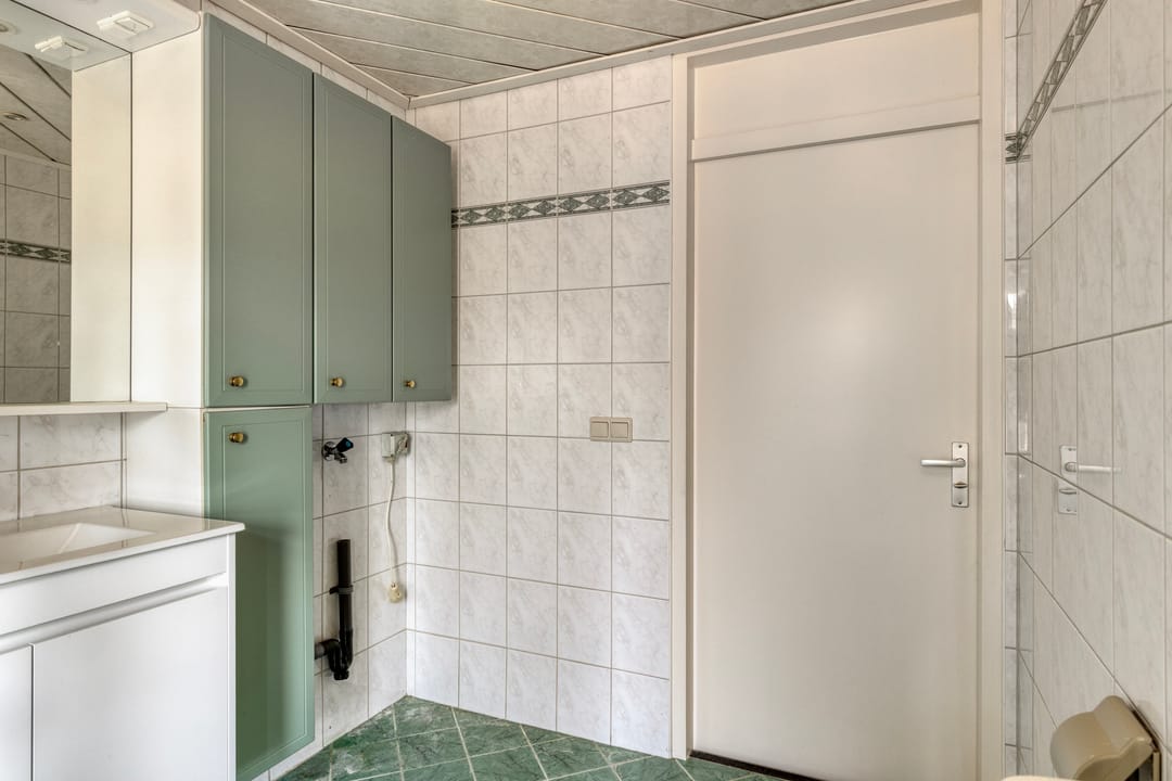 Well-Maintained Terraced House with Garden Room in Schijndel — 32