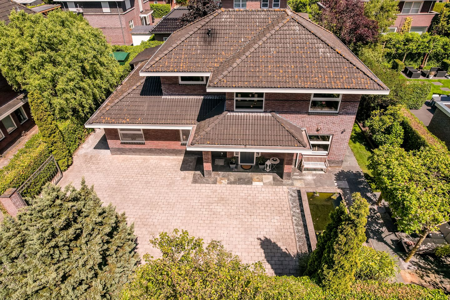 Foto 4 van Den Essenburg 11