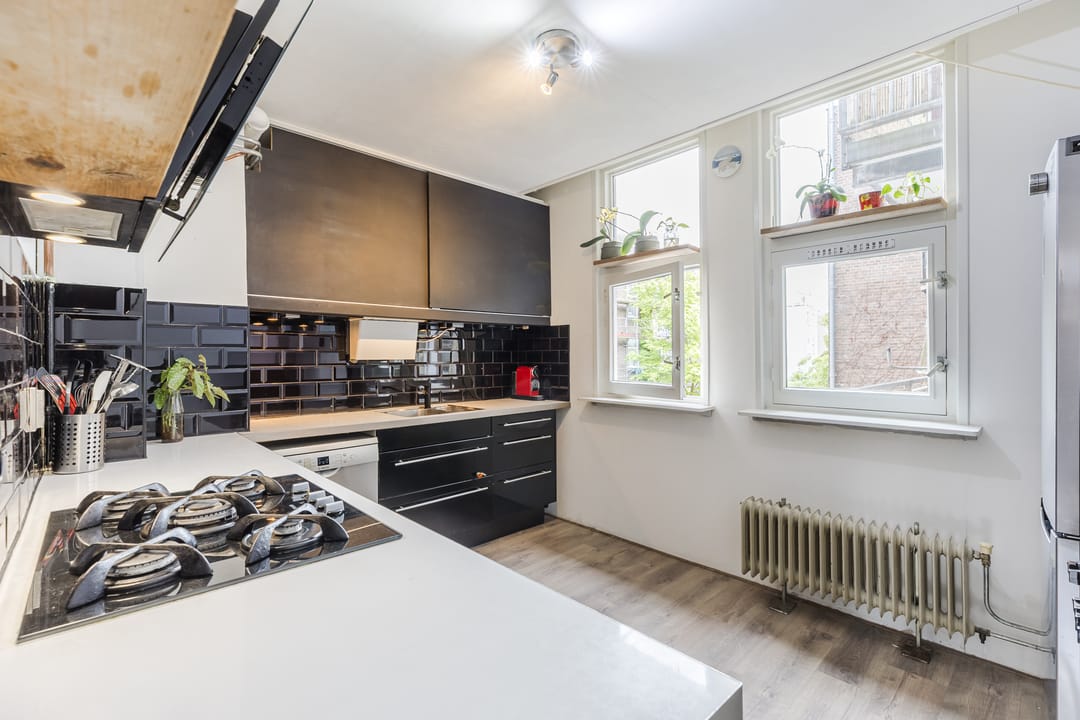 Photo 8 of Bankastraat 68-B