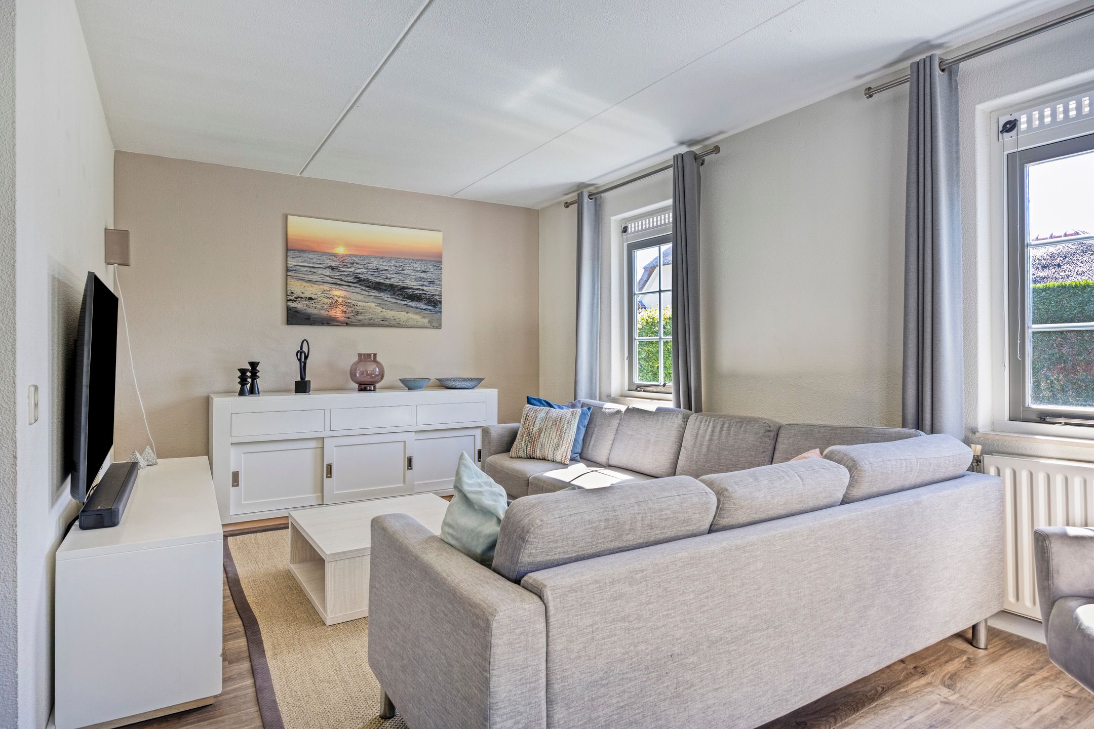 3-bedroom freehold villa in Domburg — photo 2 of 5