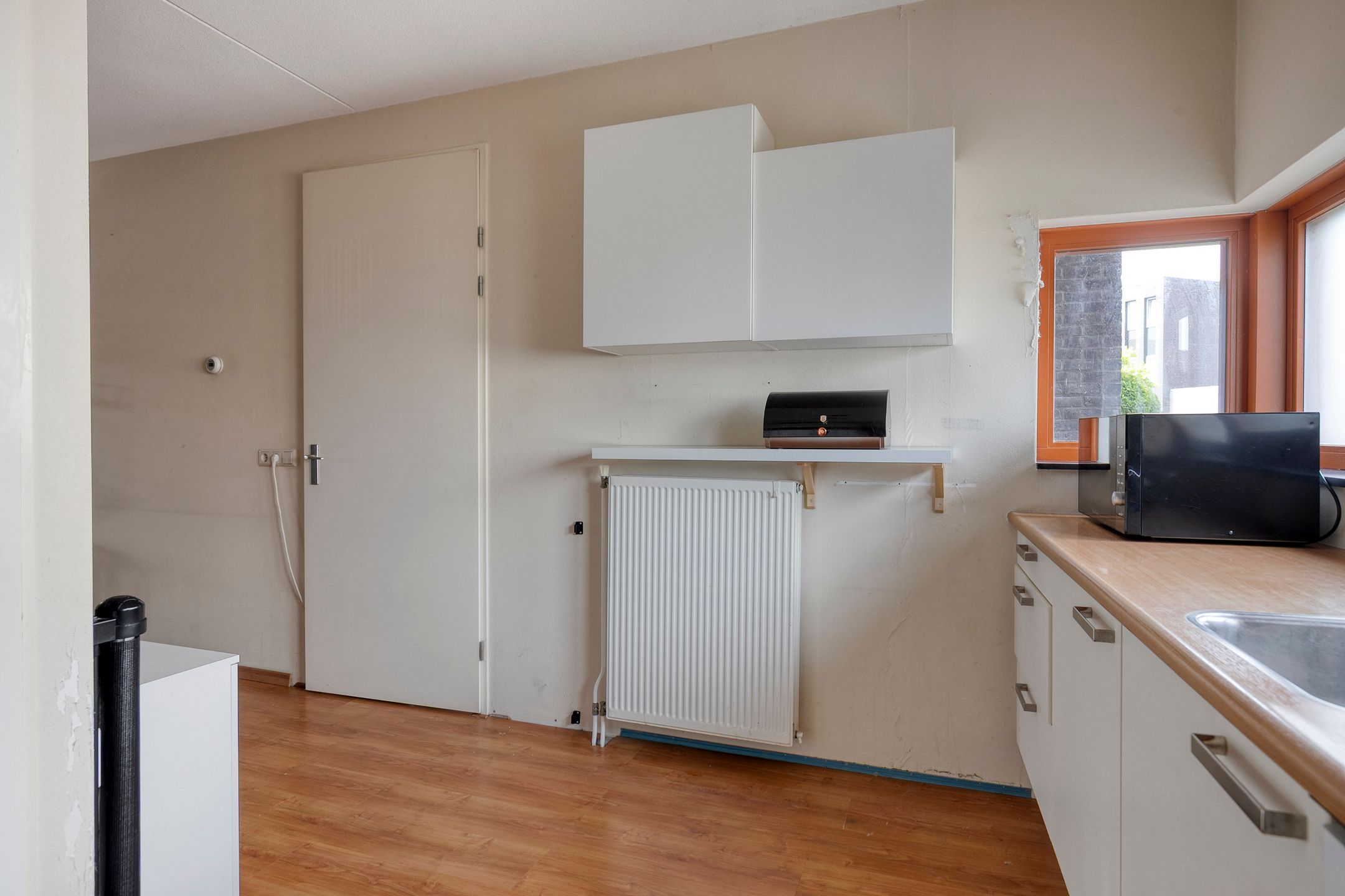 Spacious Terraced House with 5 Bedrooms in Child-Friendly Hulst Neighborhood — 12