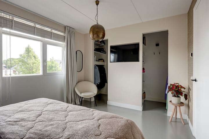 Tussenwoning te koop: De Zon 41, Tuitjenhorn