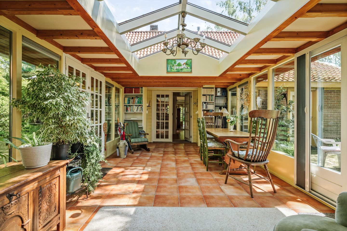 Spacious 19th-Century Farmhouse with NSW Landgoed Status and B&B Business Potential in the Achterhoek — 10