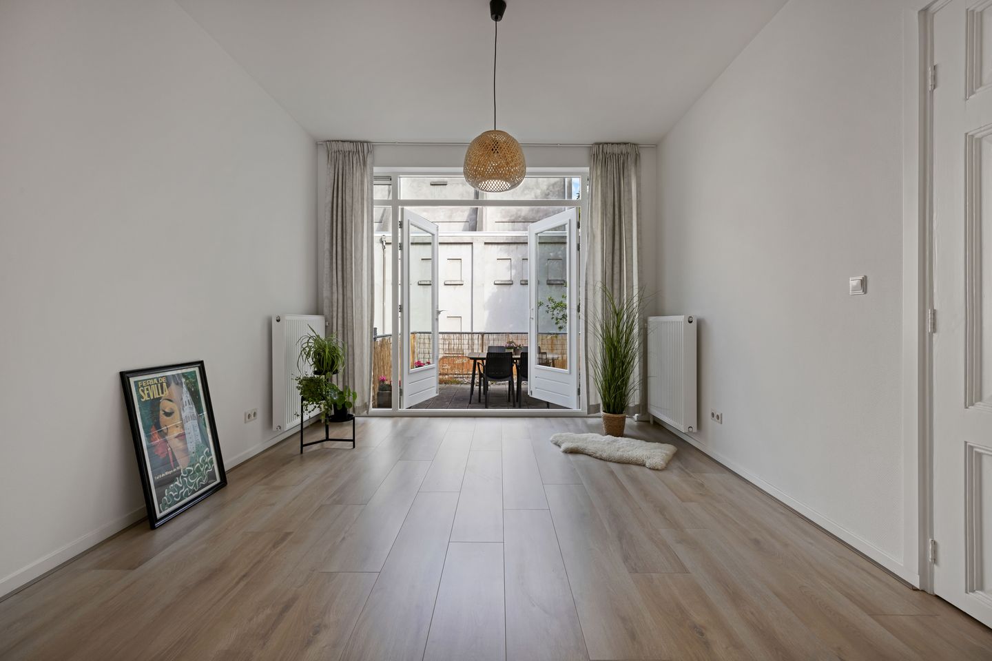 Photo 14 of Weimarstraat 53-A