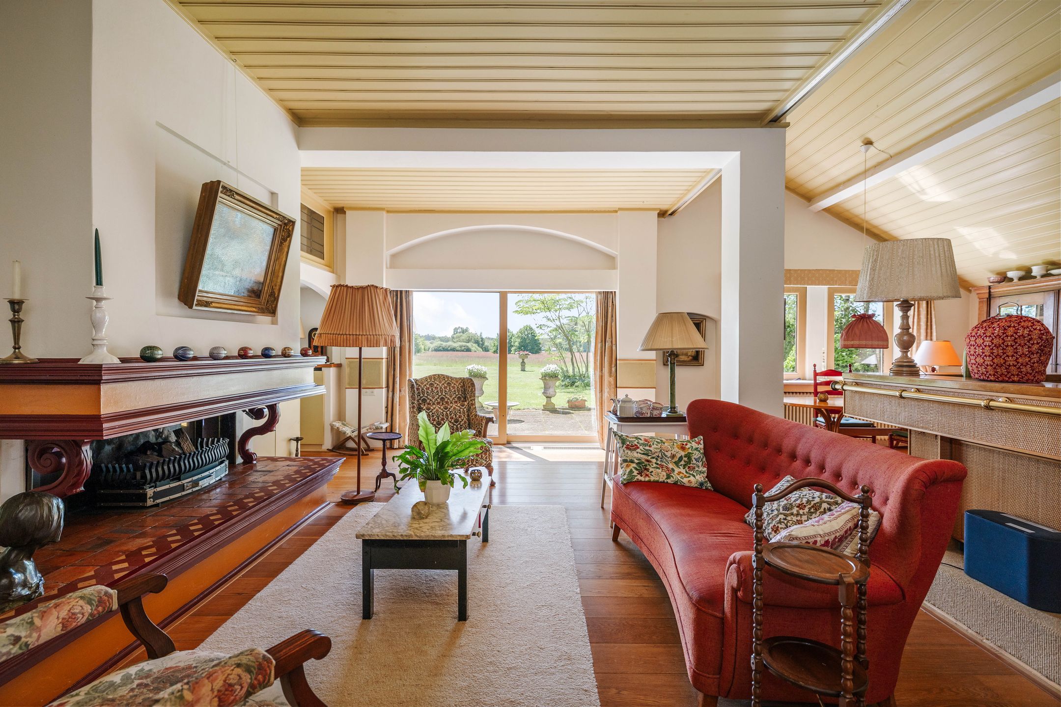 Spacious 19th-Century Farmhouse with NSW Landgoed Status and B&B Business Potential in the Achterhoek — 42