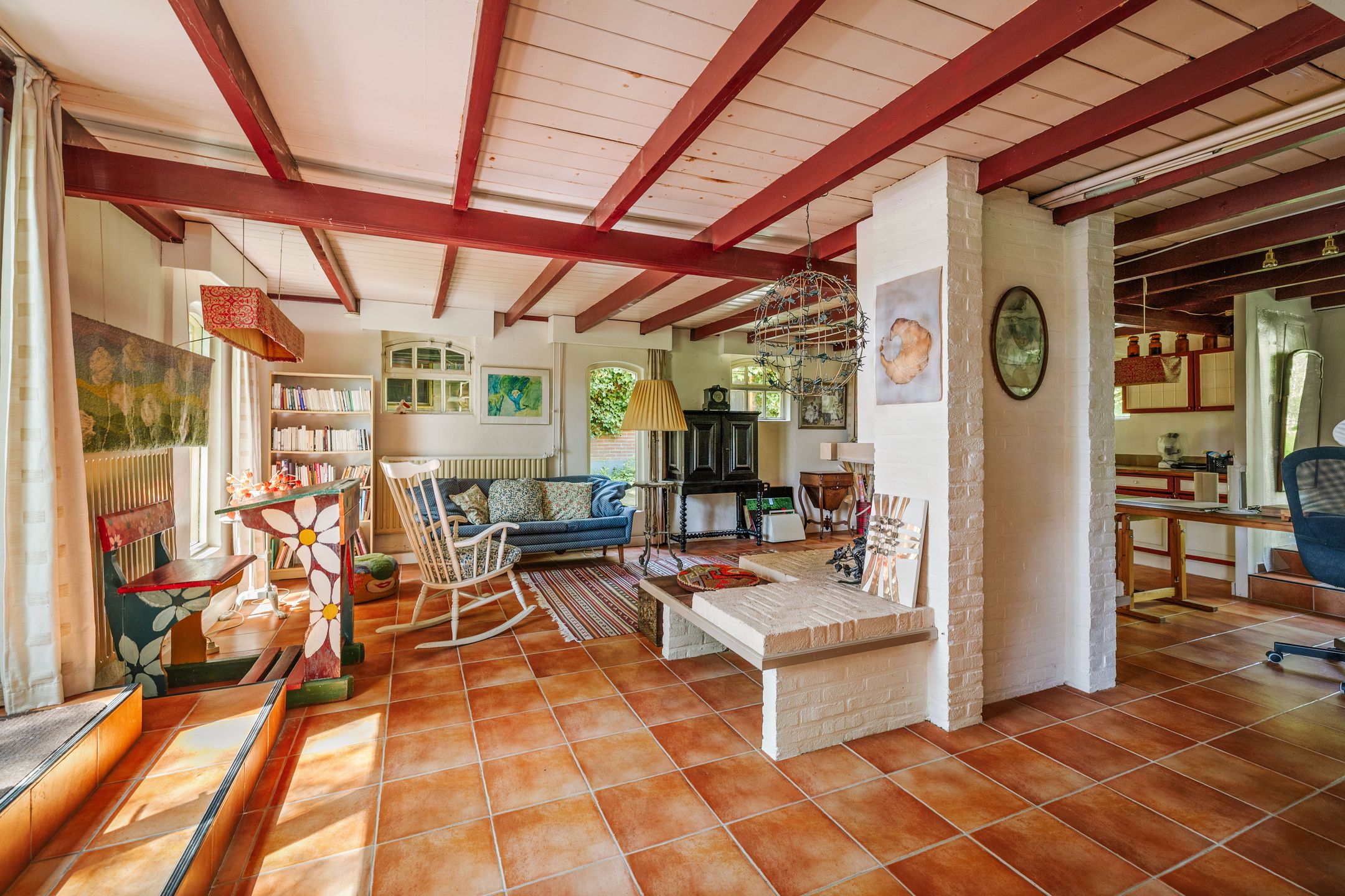 Spacious 19th-Century Farmhouse with NSW Landgoed Status and B&B Business Potential in the Achterhoek — 57