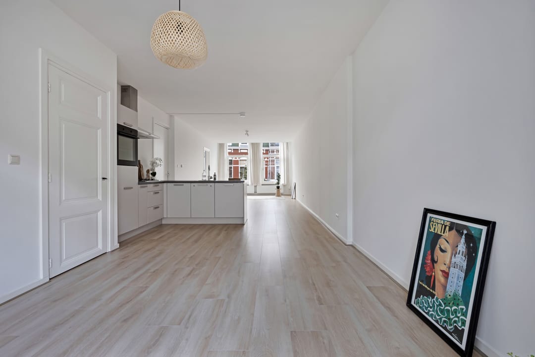 Photo 1 of Weimarstraat 53-A