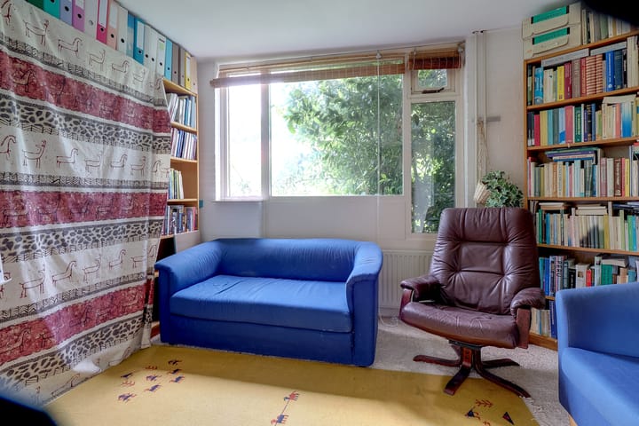Twee-onder-één-kap te koop: Graaf Arnoldlaan 9, Nieuwegein