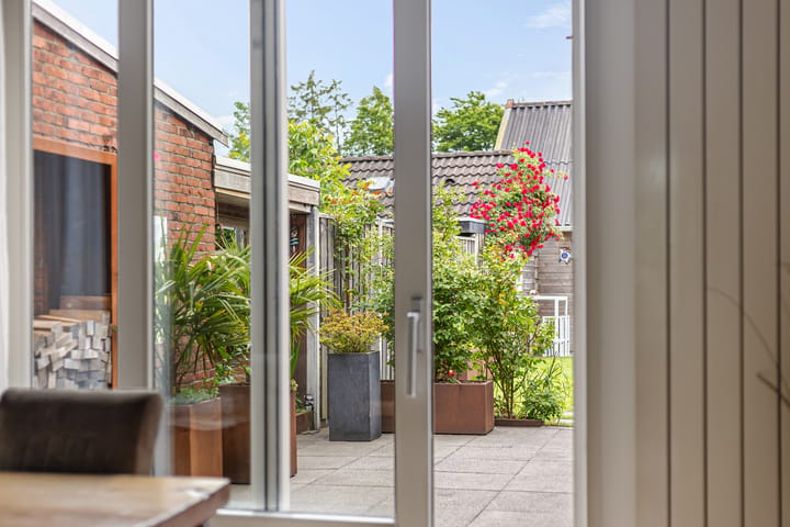 Vrijstaande woning te koop: Vogelzang 54, Drachten