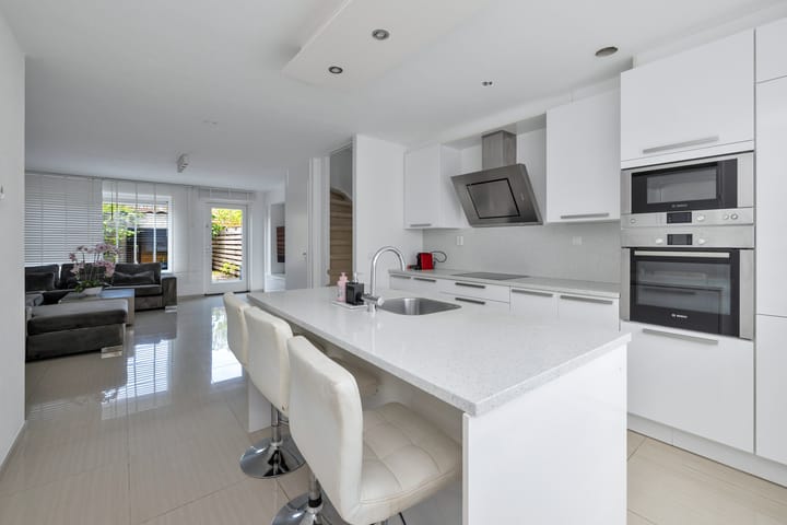 Tussenwoning te koop: Prisma 9, Heerhugowaard