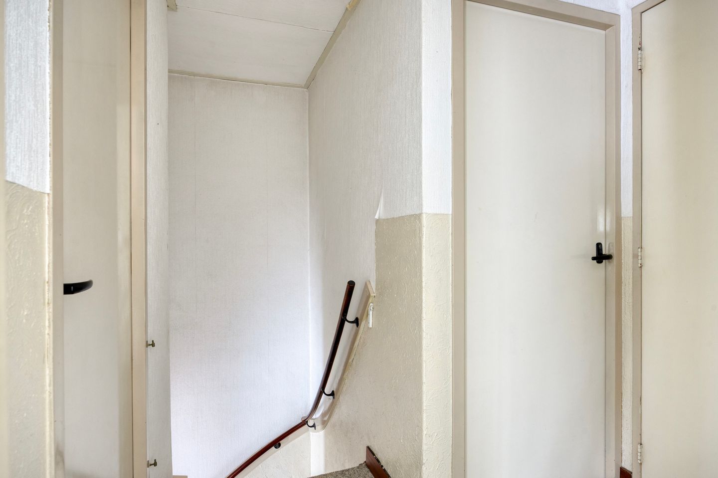 Terraced House with Potential in Dongen Center — 25