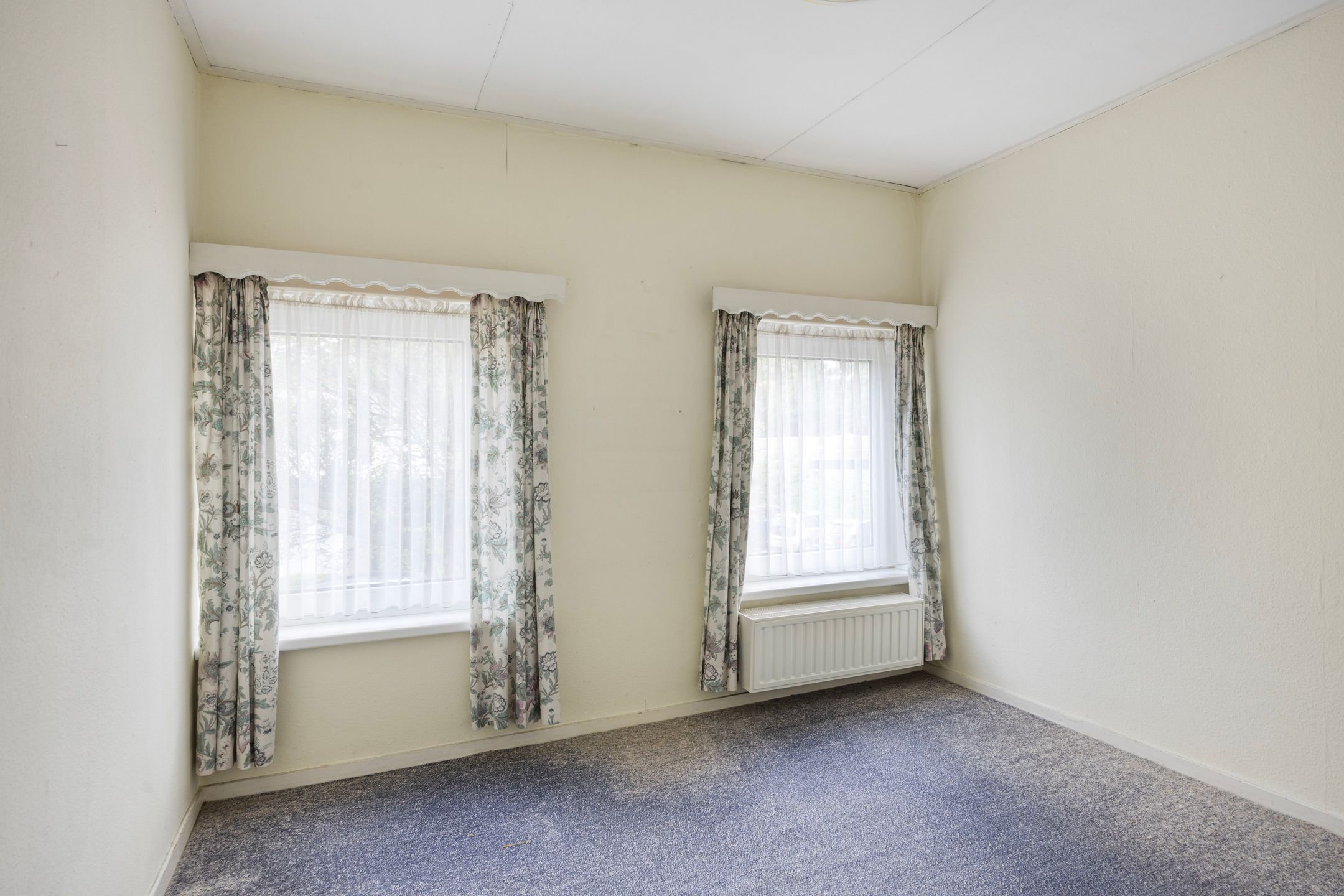 Terraced House with Potential in Dongen Center — 30