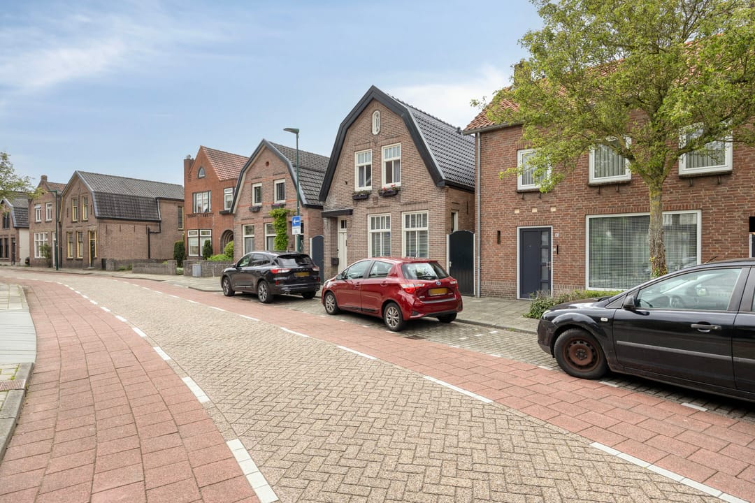 Terraced House with Potential in Dongen Center — 8