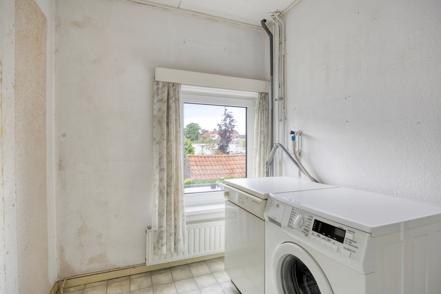 Terraced House with Potential in Dongen Center — 34
