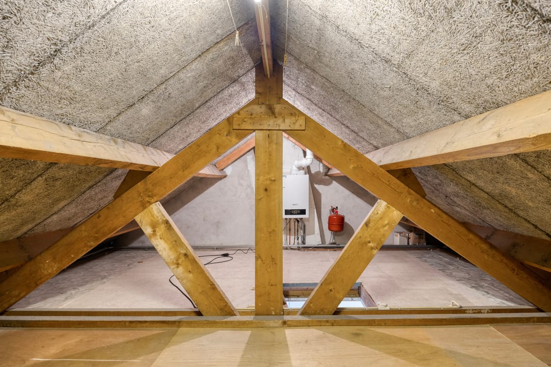 Terraced House with Potential in Dongen Center — 38