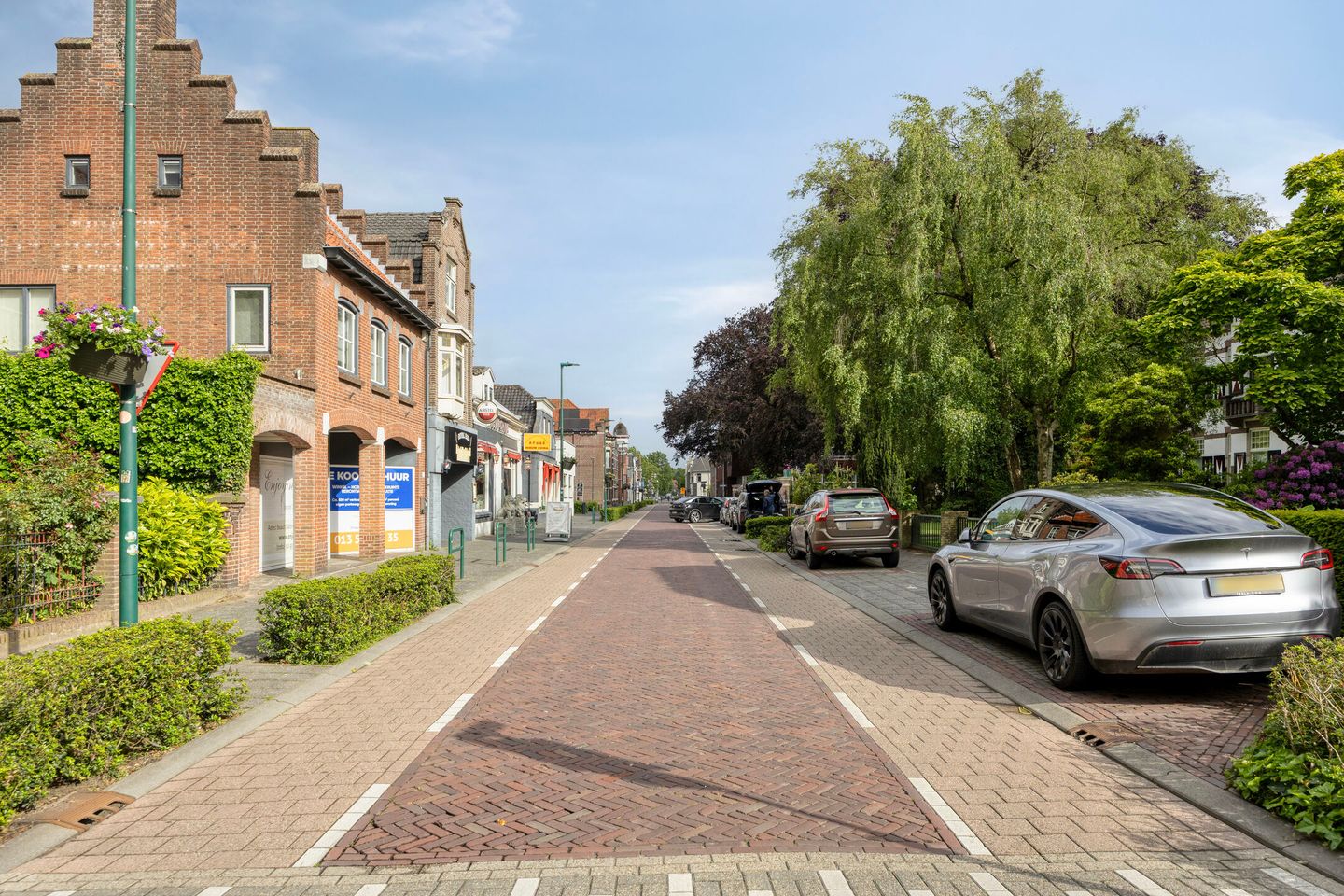 Terraced House with Potential in Dongen Center — 49