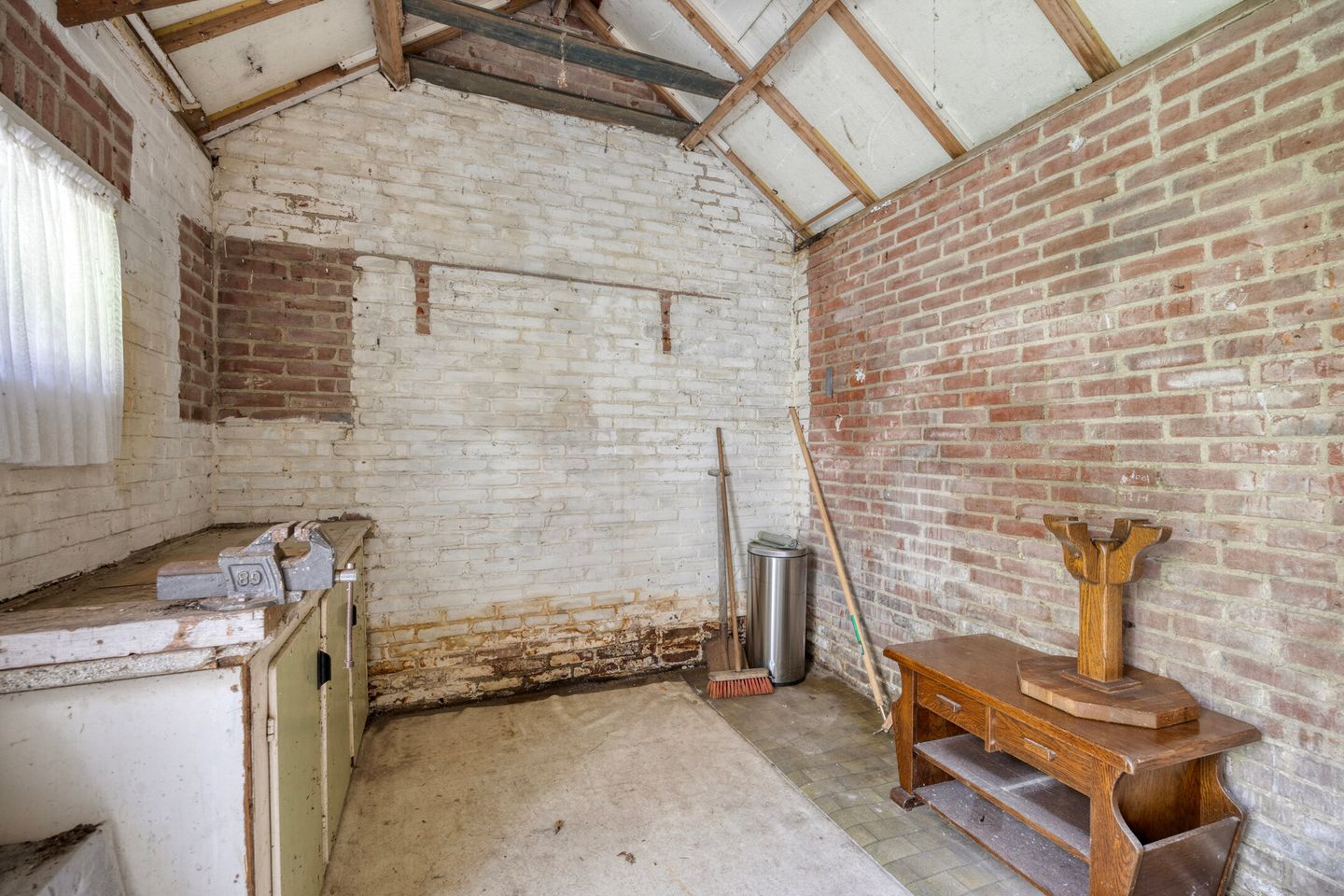 Terraced House with Potential in Dongen Center — 44