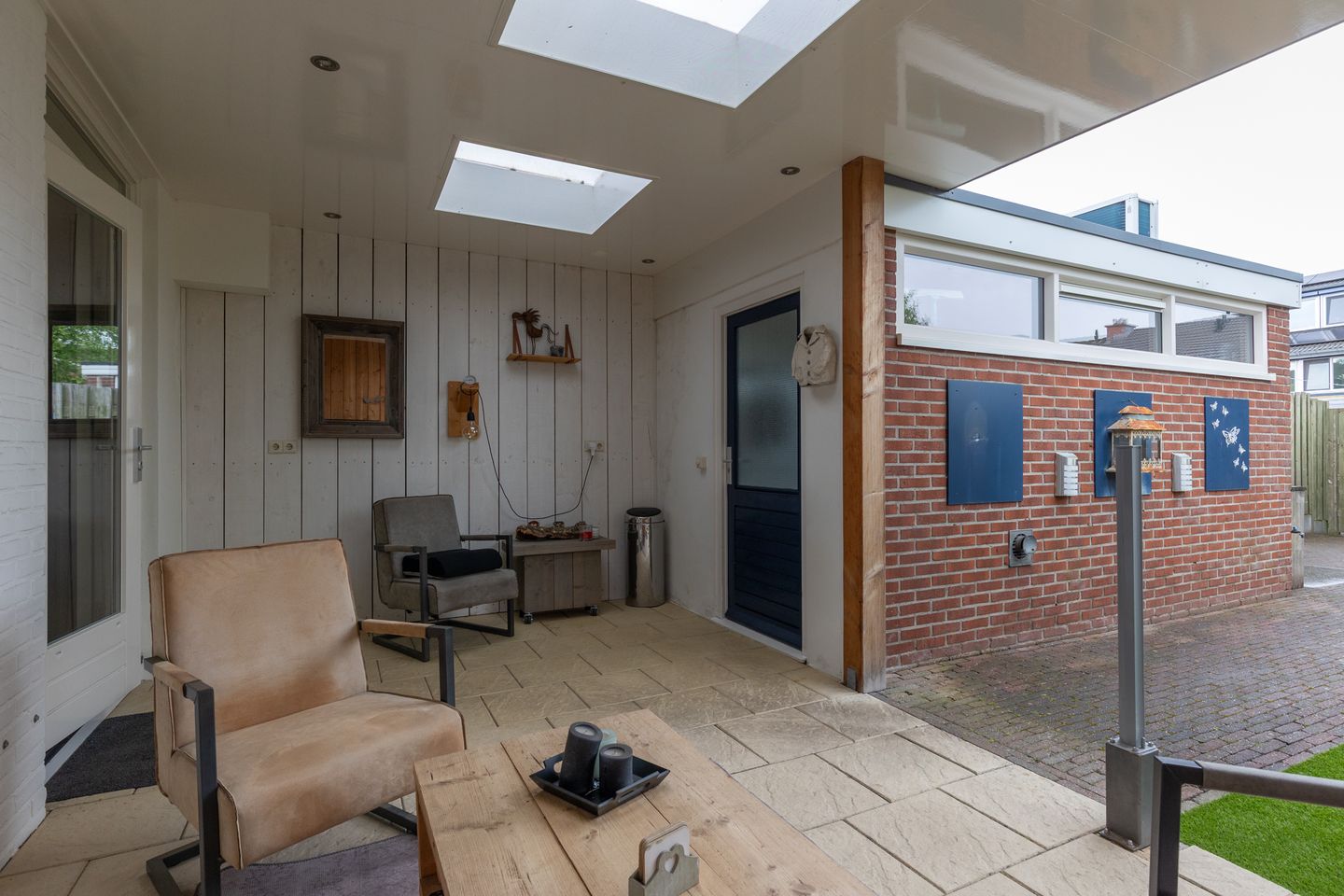 Spacious Energy Efficient Four Bedroom Townhouse with Modern Kitchen — 40