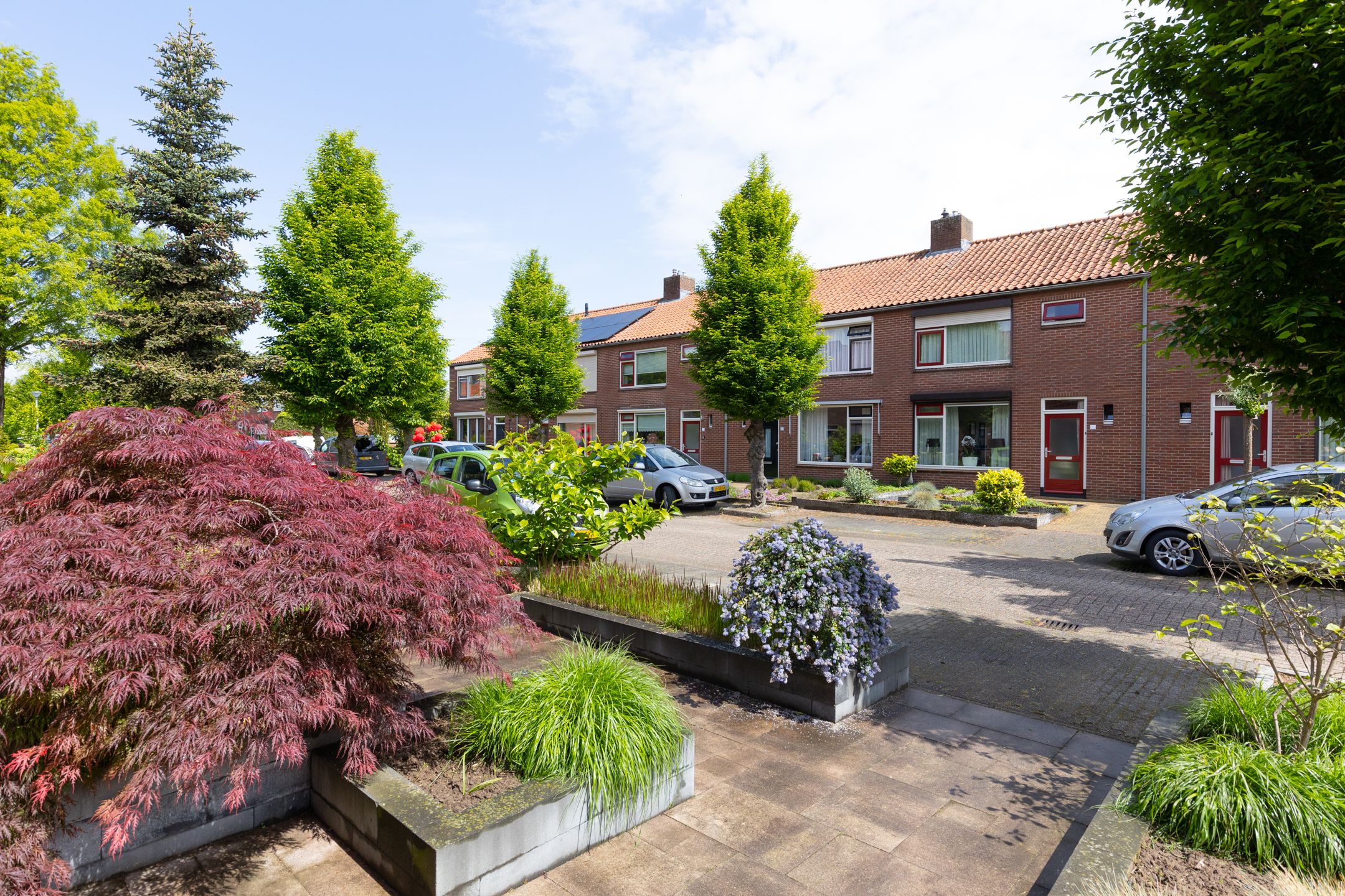 Spacious Energy Efficient Four Bedroom Townhouse with Modern Kitchen — 45