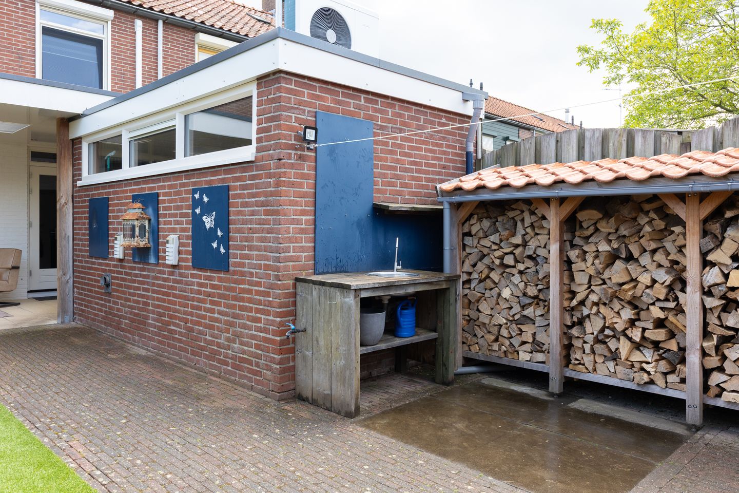 Spacious Energy Efficient Four Bedroom Townhouse with Modern Kitchen — 44