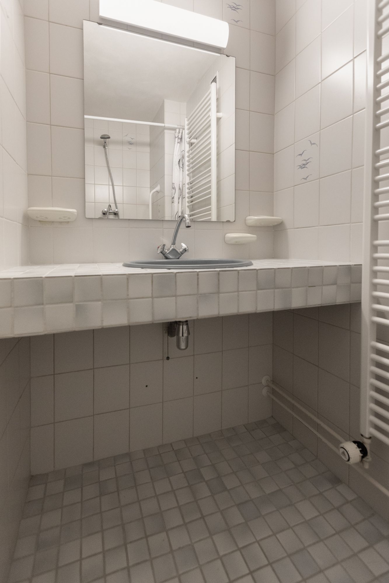 Spacious Fixer-Upper Terraced Home in Central Zevenaar — 33