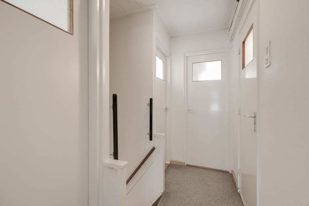 Spacious Fixer-Upper Terraced Home in Central Zevenaar — 23