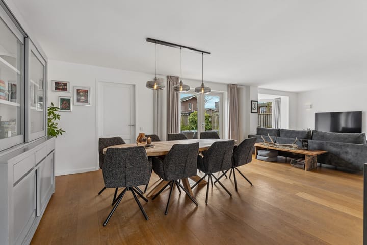 Vrijstaande woning te koop: Madagaskarstraat 4, Almere