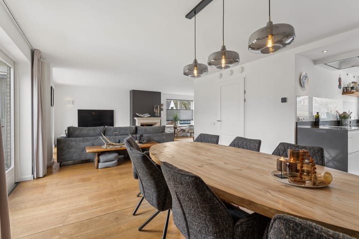 Vrijstaande woning te koop: Madagaskarstraat 4, Almere