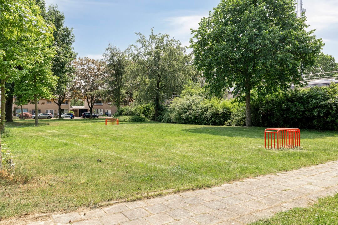 Charming Semi-Detached Residence with Private Patio Garden in Central Wijchen Location — 43