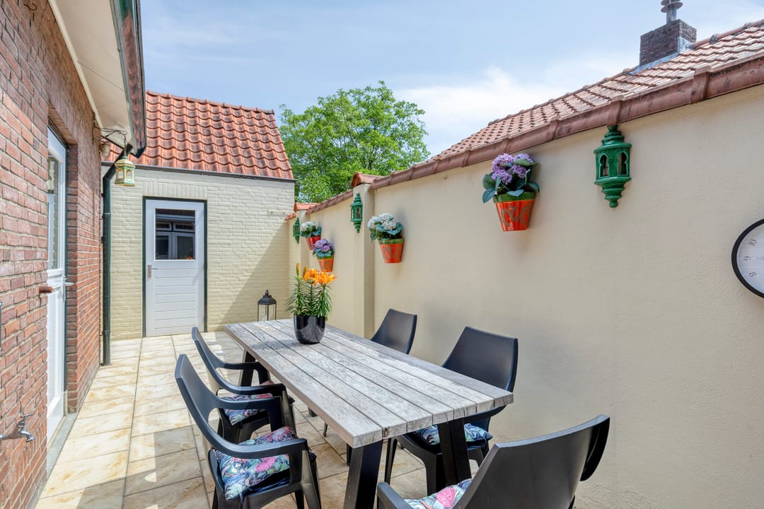 Charming Semi-Detached Residence with Private Patio Garden in Central Wijchen Location — 32