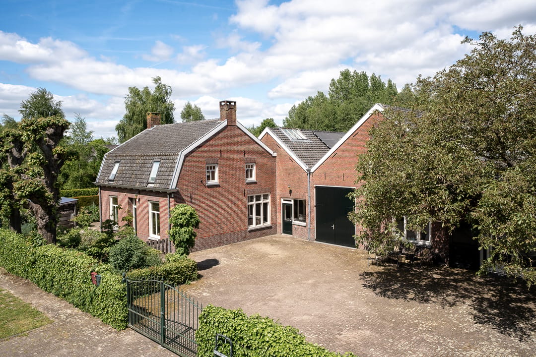Photo 2 of Langendijk 81