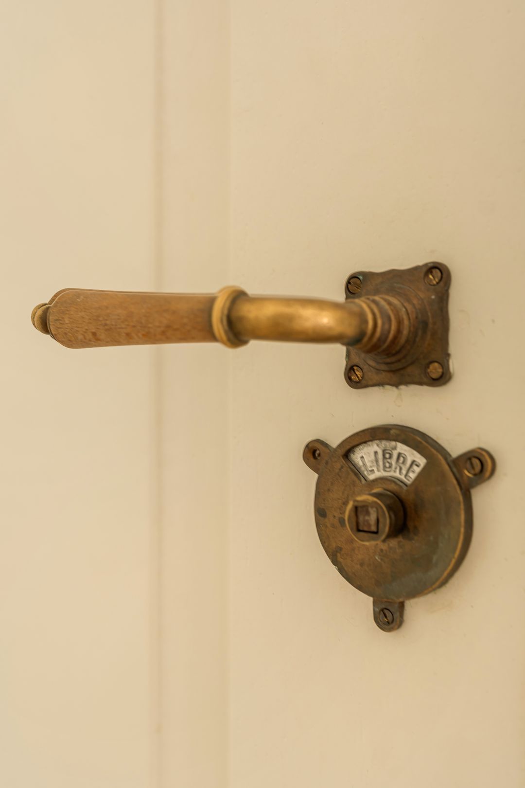 Photo 22 of Graaf Florisstraat 12-3