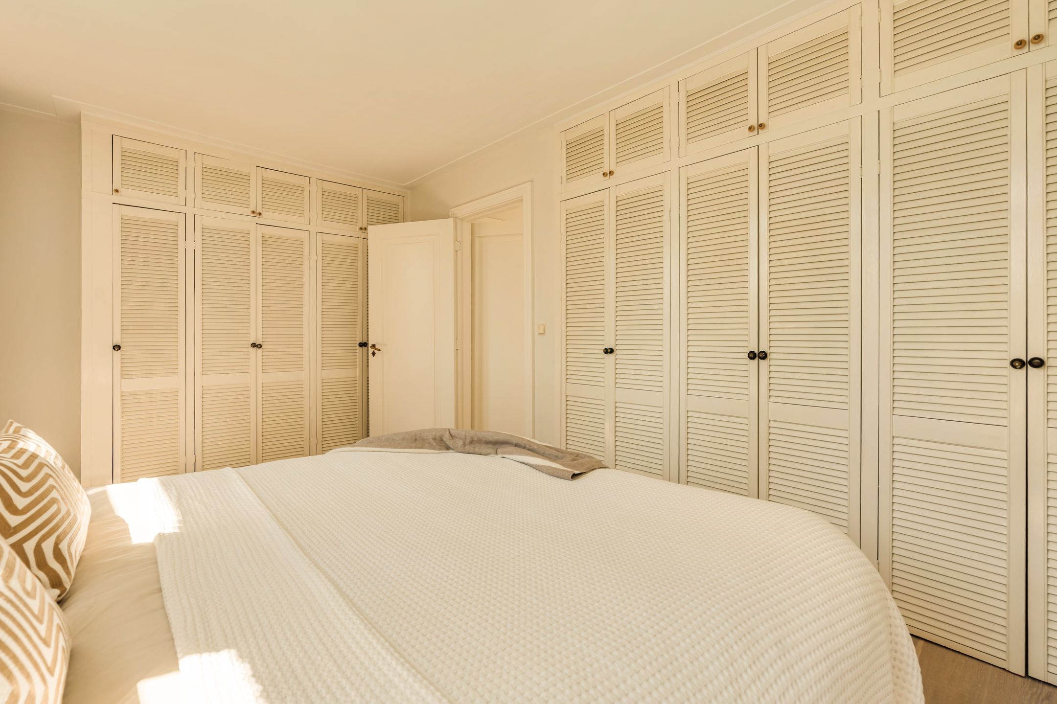 Photo 21 of Graaf Florisstraat 12-3