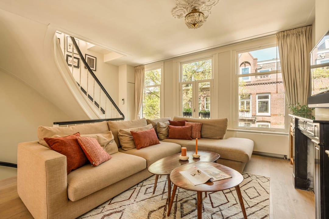 Photo 8 of Graaf Florisstraat 12-3