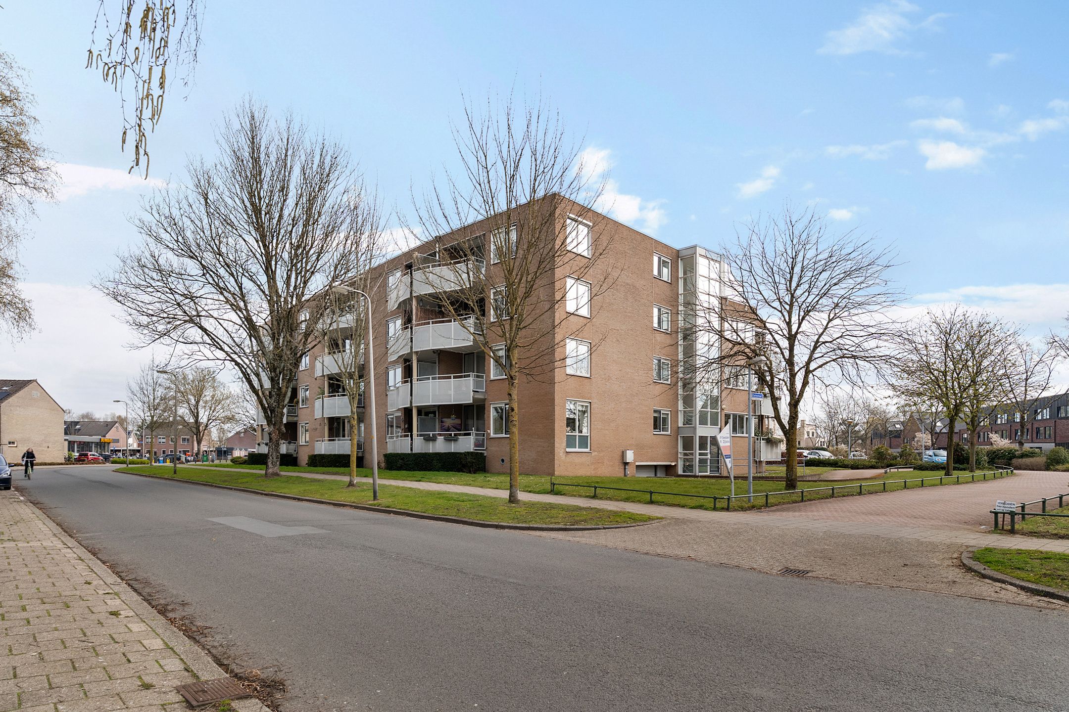 Foto 42 van Curiestraat 19