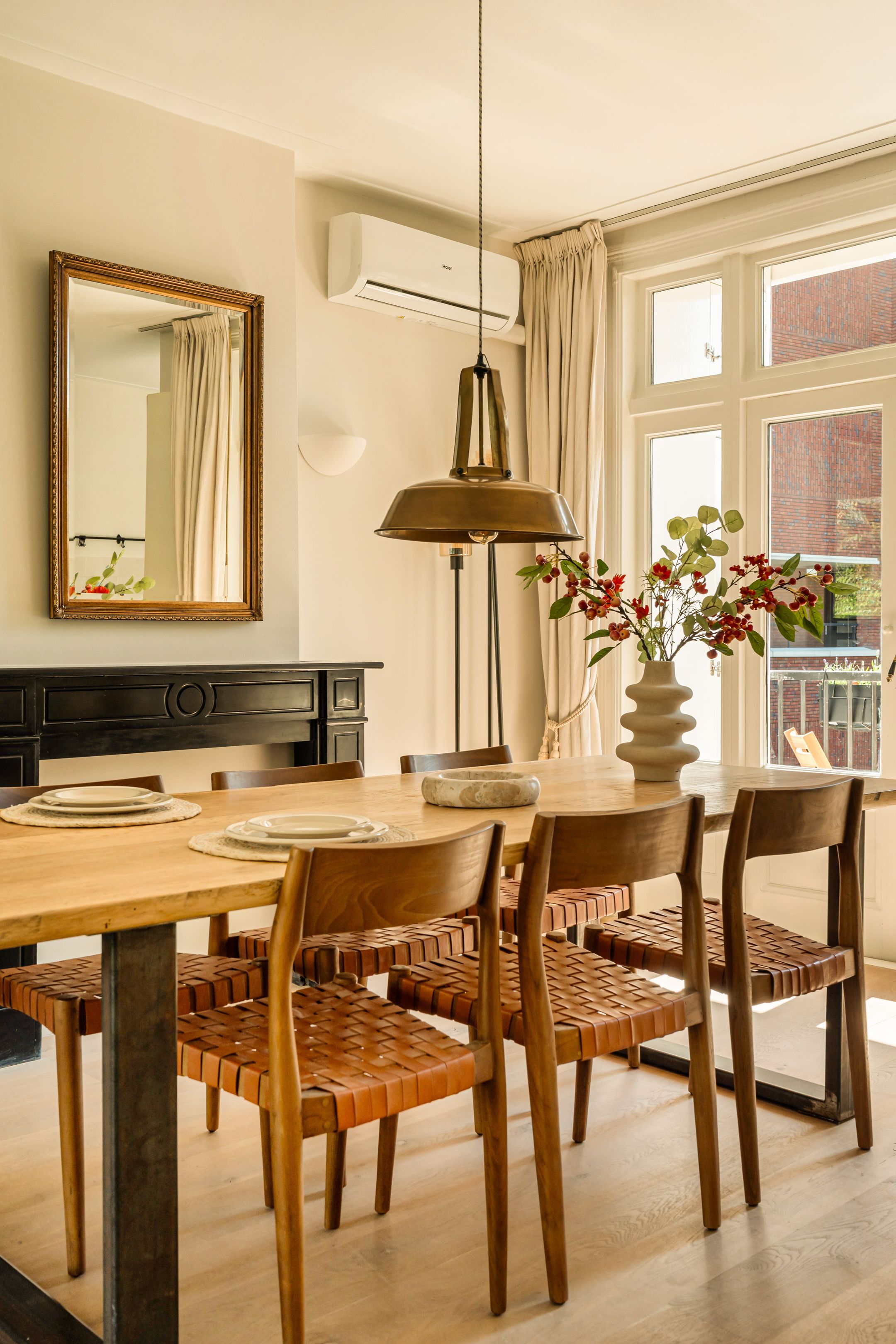 Photo 12 of Graaf Florisstraat 12-3